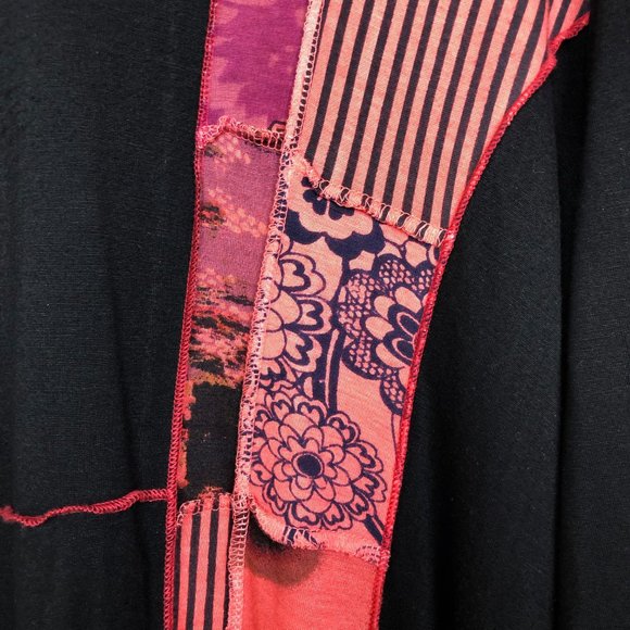 Fresh Groove Long Sleeve Long V-Neck Pieced Top - Picture 4 of 6